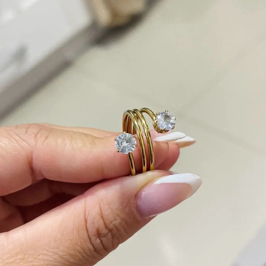Anel Dourado Duplo Com Zircônias