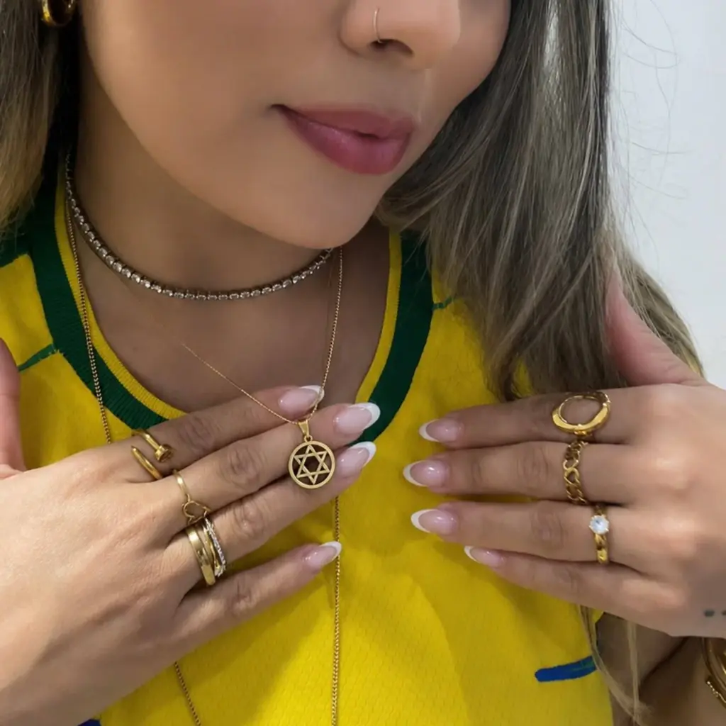 Colar Estrela de Davi Dourado Aço Inoxidável