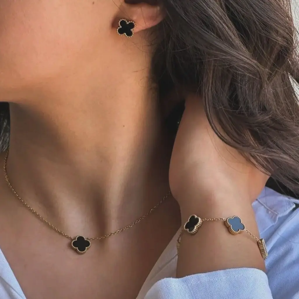 Conjunto Colar e Brinco Trevo Dourado